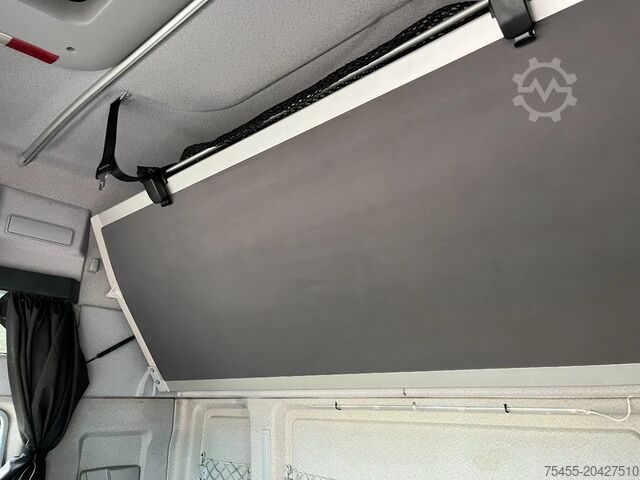 Standard-SZM MAN TGX 26.440 - Lift/Steering axle - Klima - 40.889