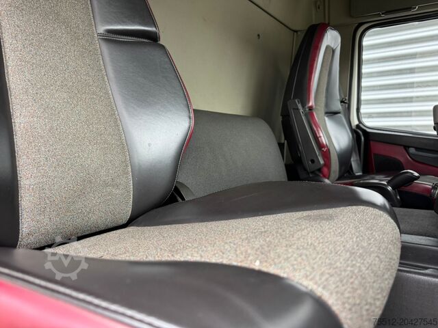 Shasi me kabinën e shoferit Volvo FM 410 / 8X4 / I-Shift / ADR / Tridem / TUV: 6-...