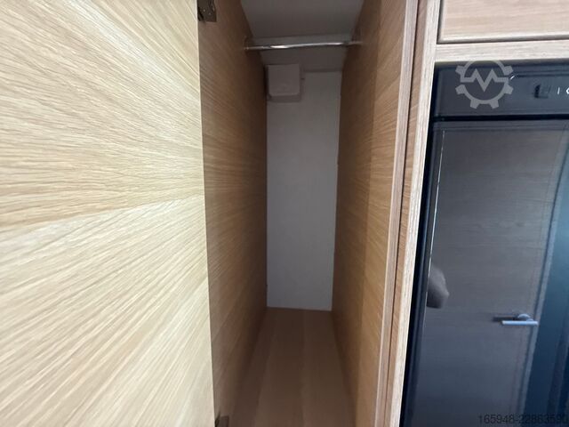 Kamper z alkową ADRIA ADRIA 660 SL CORAL XL ALL-IN