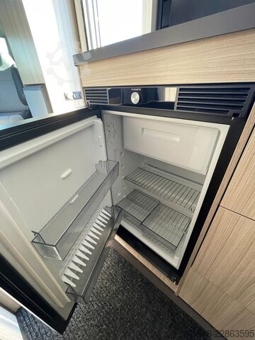Półzintegrowany kamper Sun Living SUN LIVING C 65 SL DÜLMENER EDITION