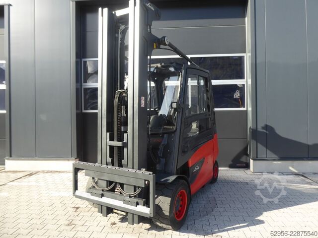 Elektro 4 Rad-Stapler Linde E50HL-01/600