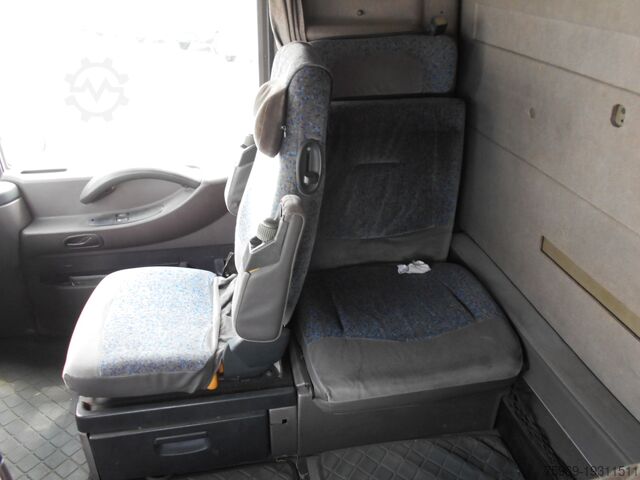 Tracteur standard Renault 