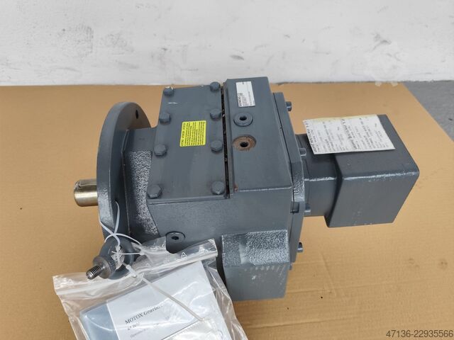 Päävaihteisto Bertolaso-täyttökoneeseen, Siemens DF 68 KJ Siemens Df 68 kj