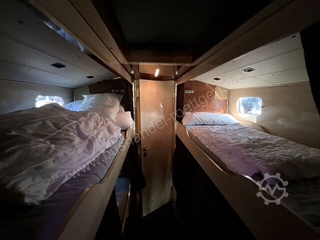 Tilausajobussi VDL Nightliner
