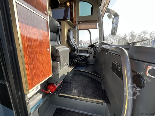 Tilausajobussi VDL Nightliner