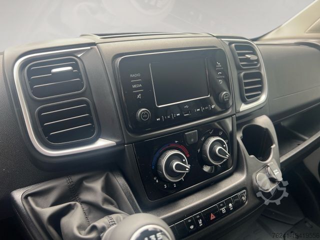 Pick-up van CITROEN Jumper Pritschenwagen Doppelkabine 35 L3lue