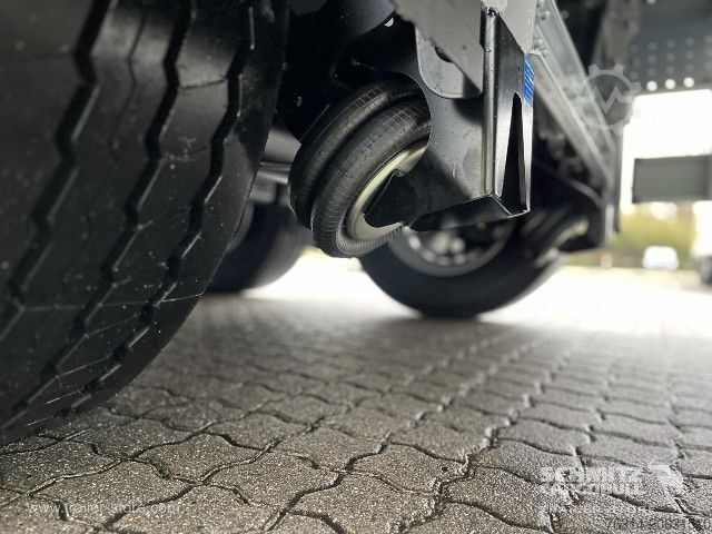 Semiremorcă deschisă cu prelată Schmitz Cargobull Curtainsider Mega Getränke