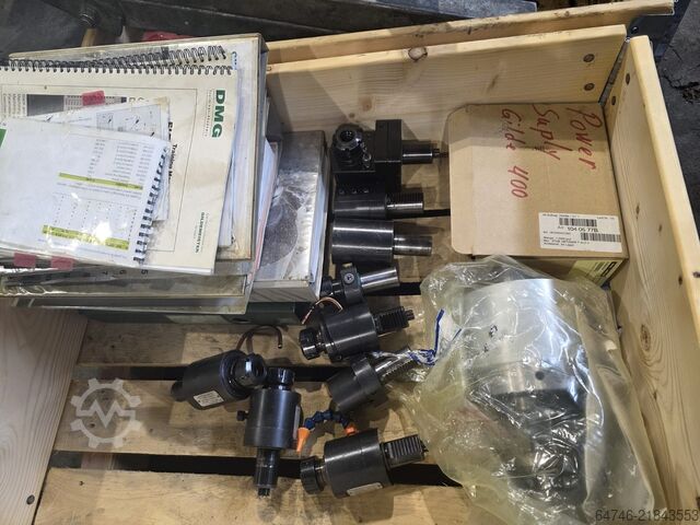 CNC-Dreh- und Fräszentrum Gildemeister CTX 400  With C Axis