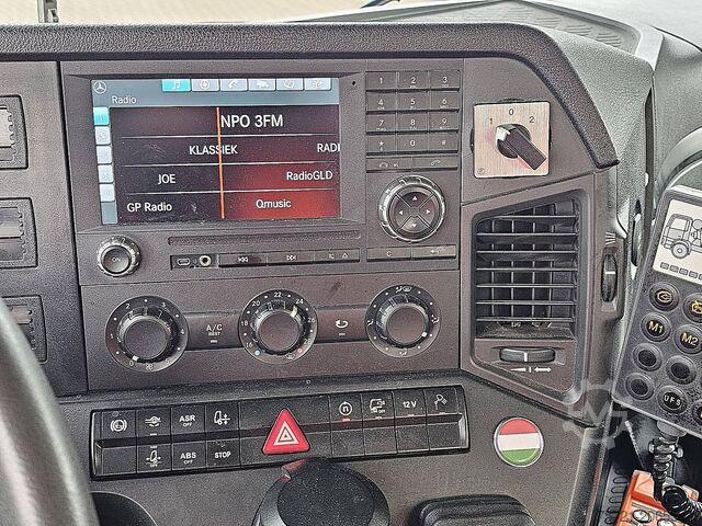 Blender MERCEDES-BENZ AROCS 3243