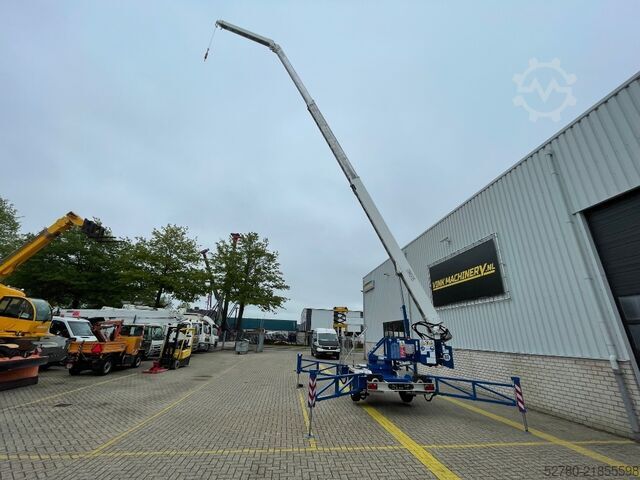 All terrain crane Amak 25