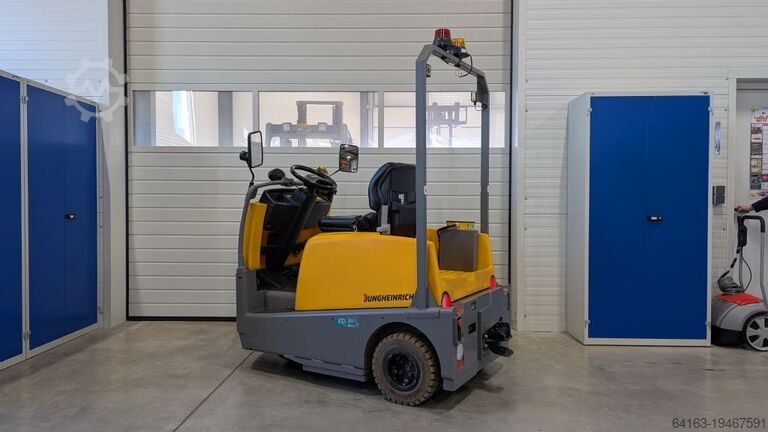 Traktor Jungheinrich EZS 590