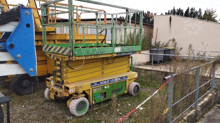 Scherenhubtisch Iteco IG 10130 (9,85m, for parts only)