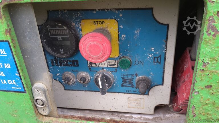 Scherenhubtisch Iteco IG 10130 (9,85m, for parts only)