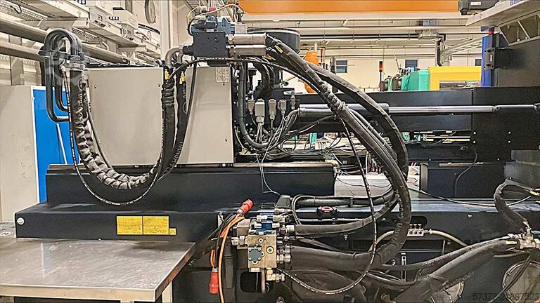 Spritzgießmaschine Battenfeld HM 450/3300