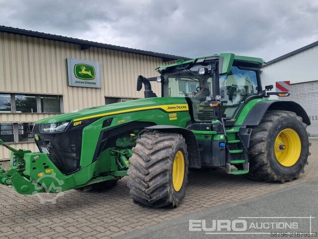 รถแทรกเตอร์ John Deere 8R370