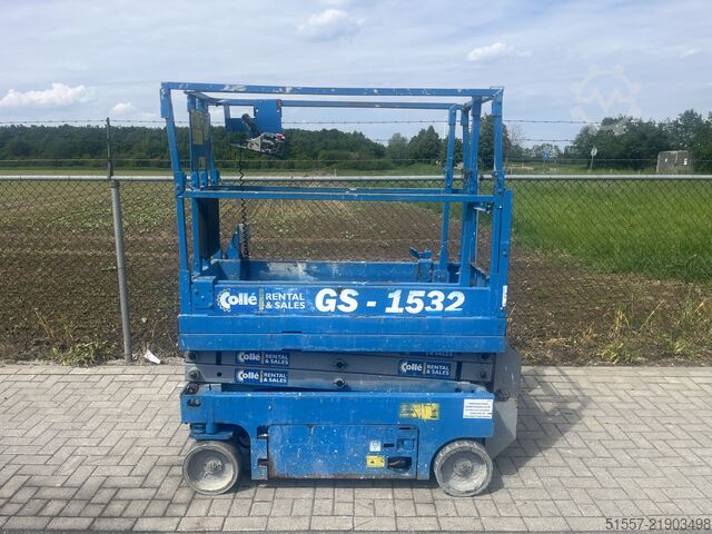 Dvižna ploščad škarjasta Genie GS 1532 | 2015