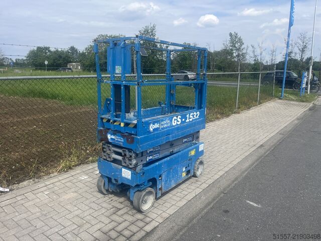 Dvižna ploščad škarjasta Genie GS 1532 | 2015