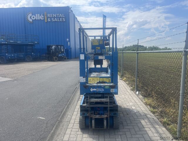 Dvižna ploščad škarjasta Genie GS 1532 | 2015
