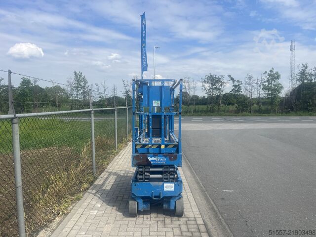 Dvižna ploščad škarjasta Genie GS 1532 | 2015