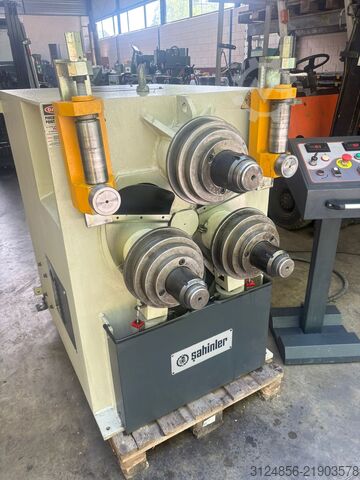 Máquina de dobrar perfis Sahinler HPK 80