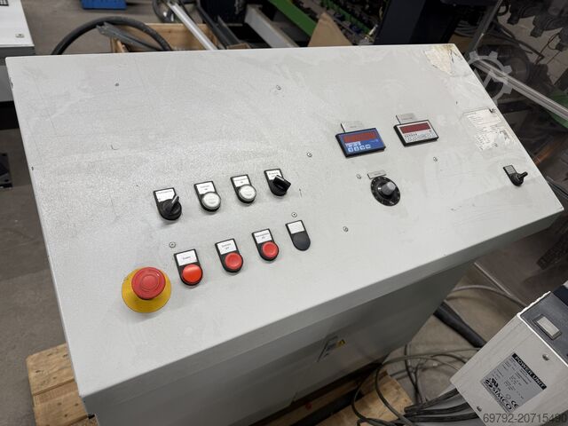 Roll slitting and rewinding machine / Roll cutting Düspohl RSW2200T