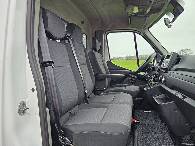 Loading platform RENAULT MASTER 2.3 L3 Open-Laadbak AC!