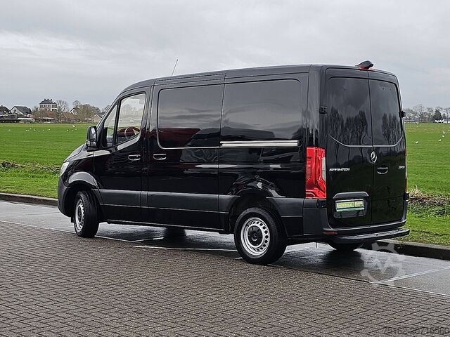 High-roof van MERCEDES-BENZ SPRINTER 211 CDI AUT. L1H1