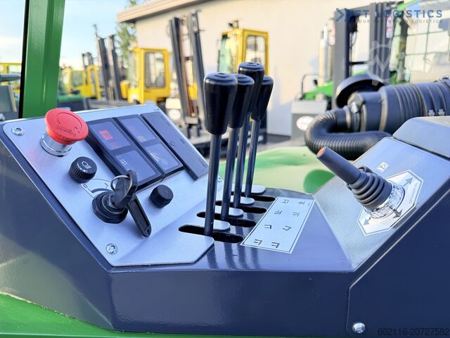 四向叉车 Combilift C2500CB DIESEL TRIPLEX 5500 FREE LIFT