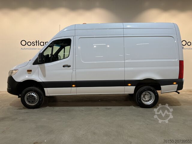 กระเป๋าเดินทาง Mercedes-Benz Sprinter 516 CDI 4X4 / Euro 6 / Servicebus / Bo...