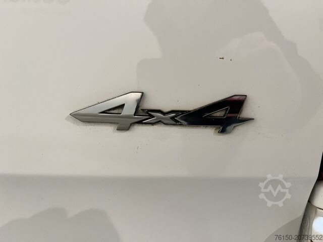 กระเป๋าเดินทาง Mercedes-Benz Sprinter 516 CDI 4X4 / Euro 6 / Servicebus / Bo...