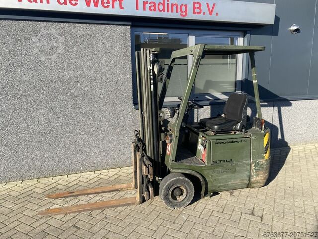 Still gaffeltruck Still EFG1.5 triplex 400 frilyft/sidoförskjutning elektrisk STILL Heftruck Still EFG1.5 triplo 400 freelift/sideshift elektrisch