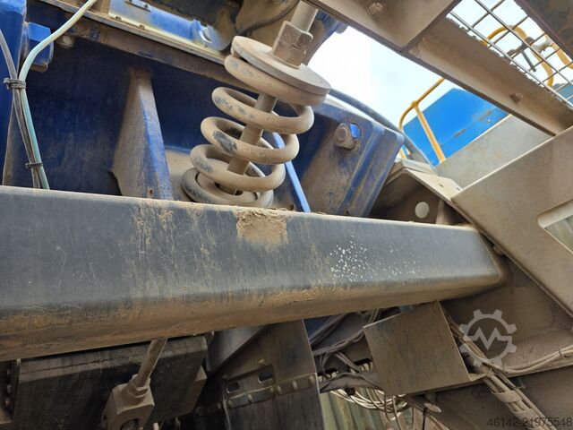 Semi Mobile Jaw Crushing Unit Omega J1065S Jaw Crushing Plant