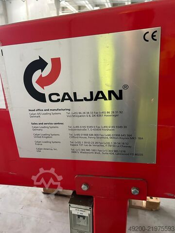 Sistem pengemasan dan transportasi Caljan Verpackungs- und Transportanlage