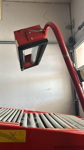 Pakkaus- ja kuljetusjärjestelmä Caljan Verpackungs- und Transportanlage