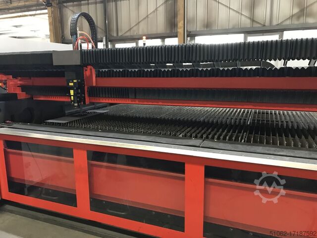 آلة القطع بالليزر Bystronic Bystar 4020