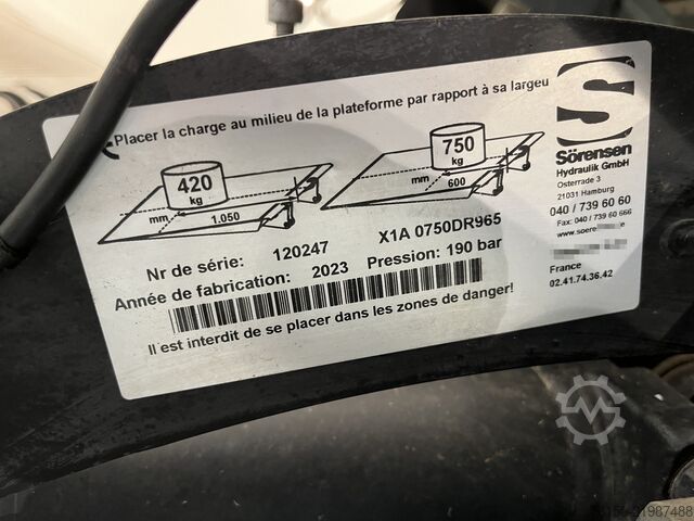 Valise Ford Transit 2.0 TDCI L4 Trend 130 PK RWD Bakwagen /...
