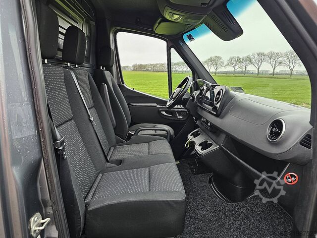 Kõrge katusega universaal MERCEDES-BENZ SPRINTER 316 L2H2 LED Mbux10