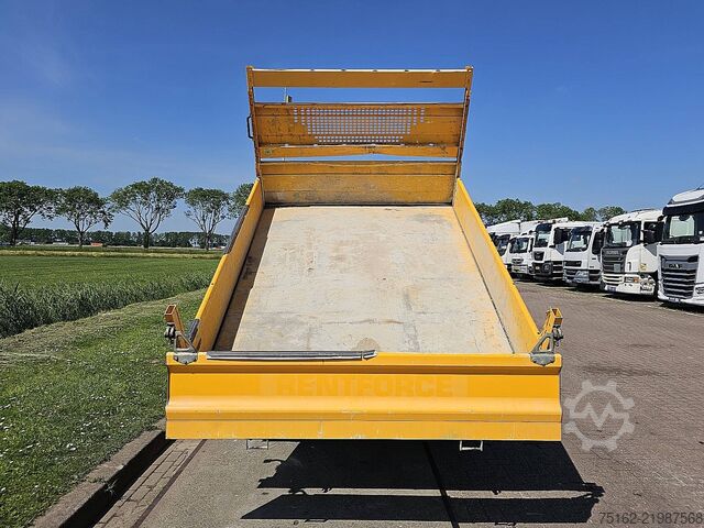 ティッパー IVECO DAILY 35C14 2.3 140 DC KIPPER