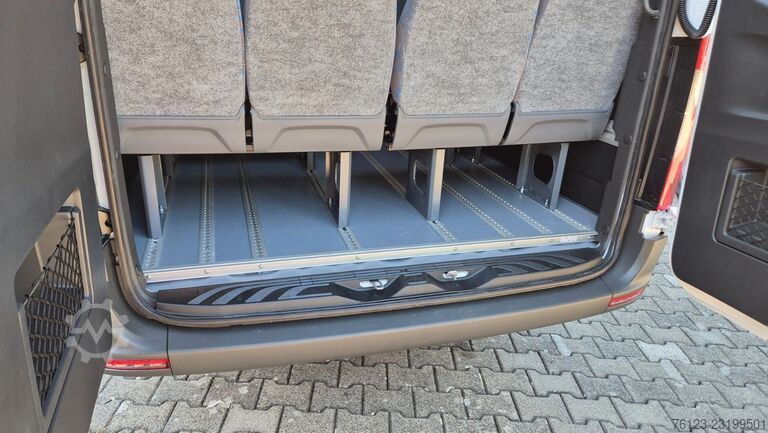 مینی‌بوس MERCEDES-BENZ 8 x 517 Sprinter Lord Light  22 SS Aktionspreis
