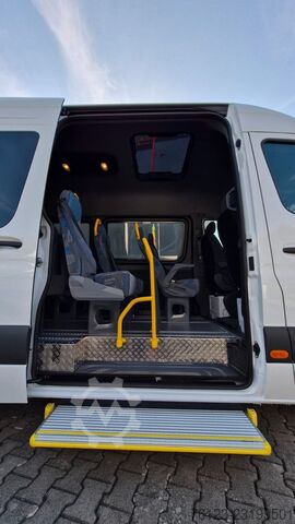 مینی‌بوس MERCEDES-BENZ 8 x 517 Sprinter Lord Light  22 SS Aktionspreis