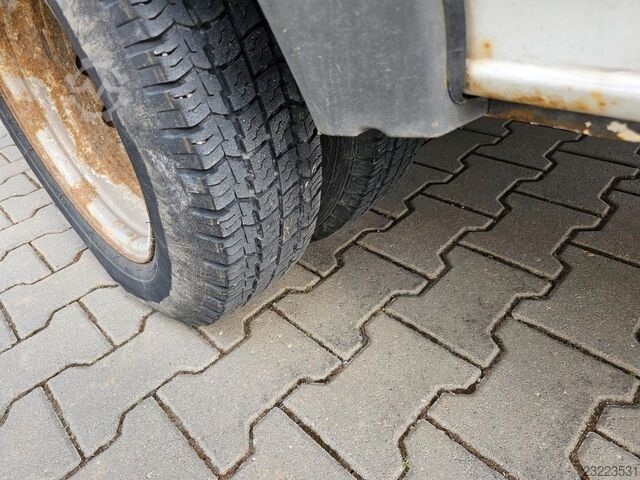 מיניבוס FORD Transit Trend 17 Sitzer