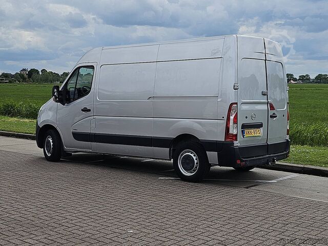 Camioneta familiar de techo alto OPEL MOVANO 2.3 CDTI 135 L2H2