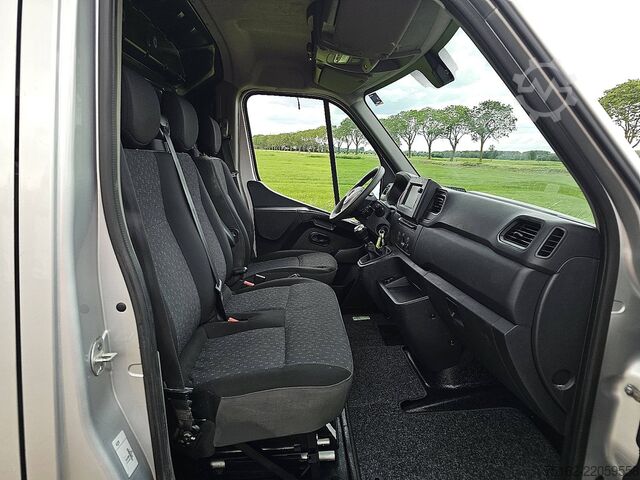 Camioneta familiar de techo alto OPEL MOVANO 2.3 CDTI 135 L2H2