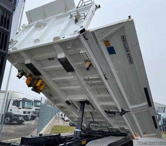 Truk bak dump tiga sisi MAN TGS/26.510/6x4 BL/Bordmatik/Retarder/90to/82 tkm