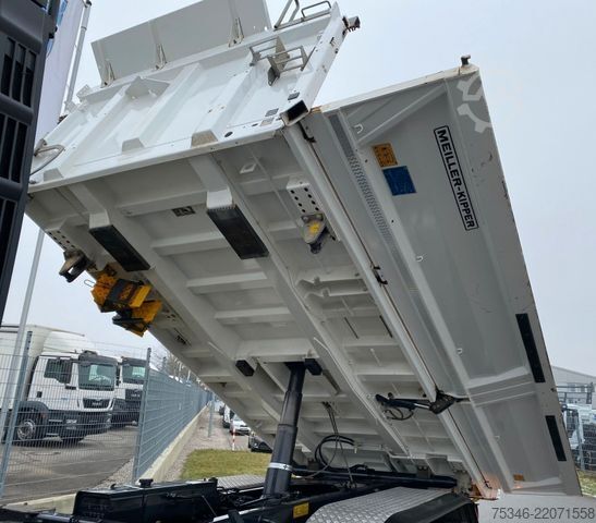Truk jungkit MAN TGS/26.510/6x4 BL/Bordmatik/Retarder/90to/82 tkm