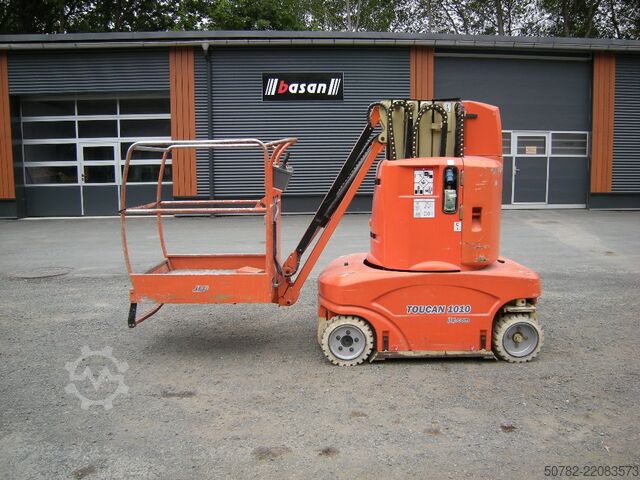 Vertikaler Mastlift JLG Toucan 1010