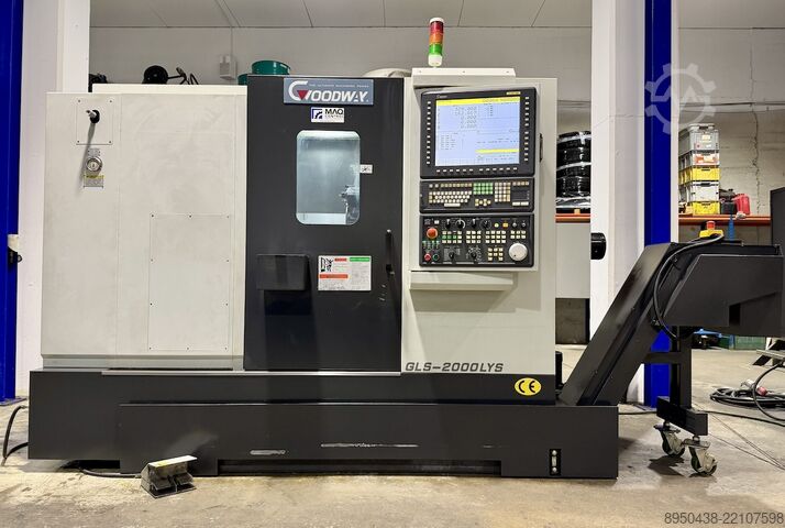 Centru de strunjire și frezare CNC Goodway GLS2000LYS
