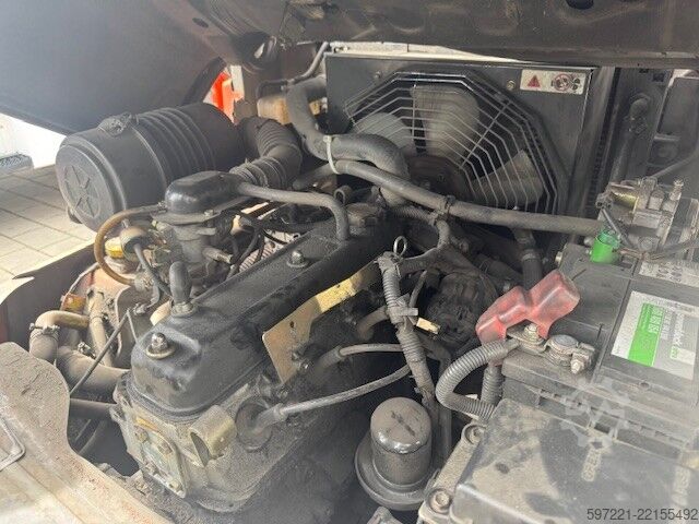 液化石油气叉车 (LPG) Toyota 02-7FGF30