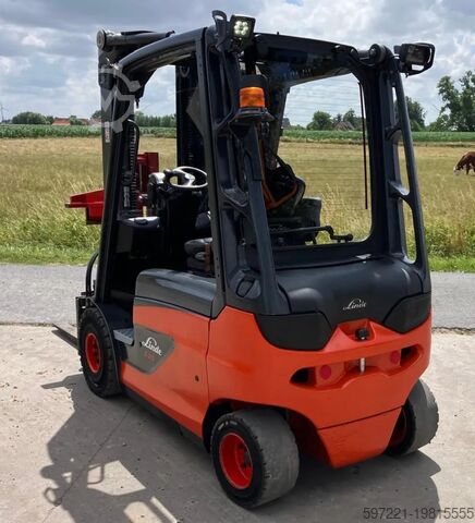 Electric - 4 wheels Linde E25 Triplex 5 Ventile Batterie 5/25  775 Stunden