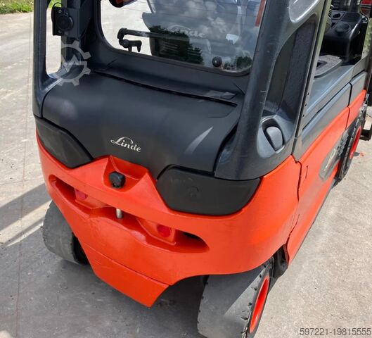 Electric - 4 wheels Linde E25 Triplex 5 Ventile Batterie 5/25  775 Stunden